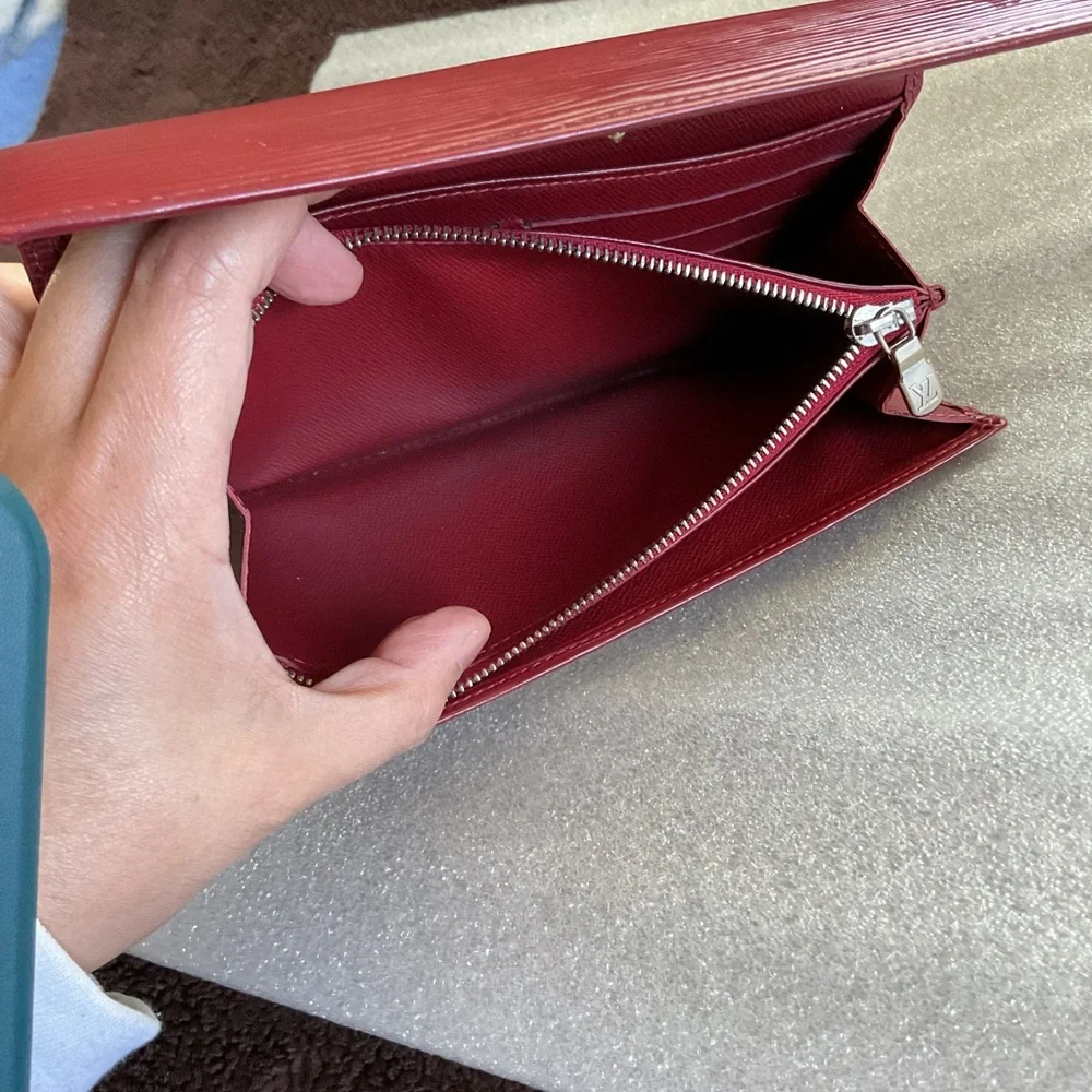 Louis Vuitton Red Leather Wallet with Chain - Picture 7 of 9